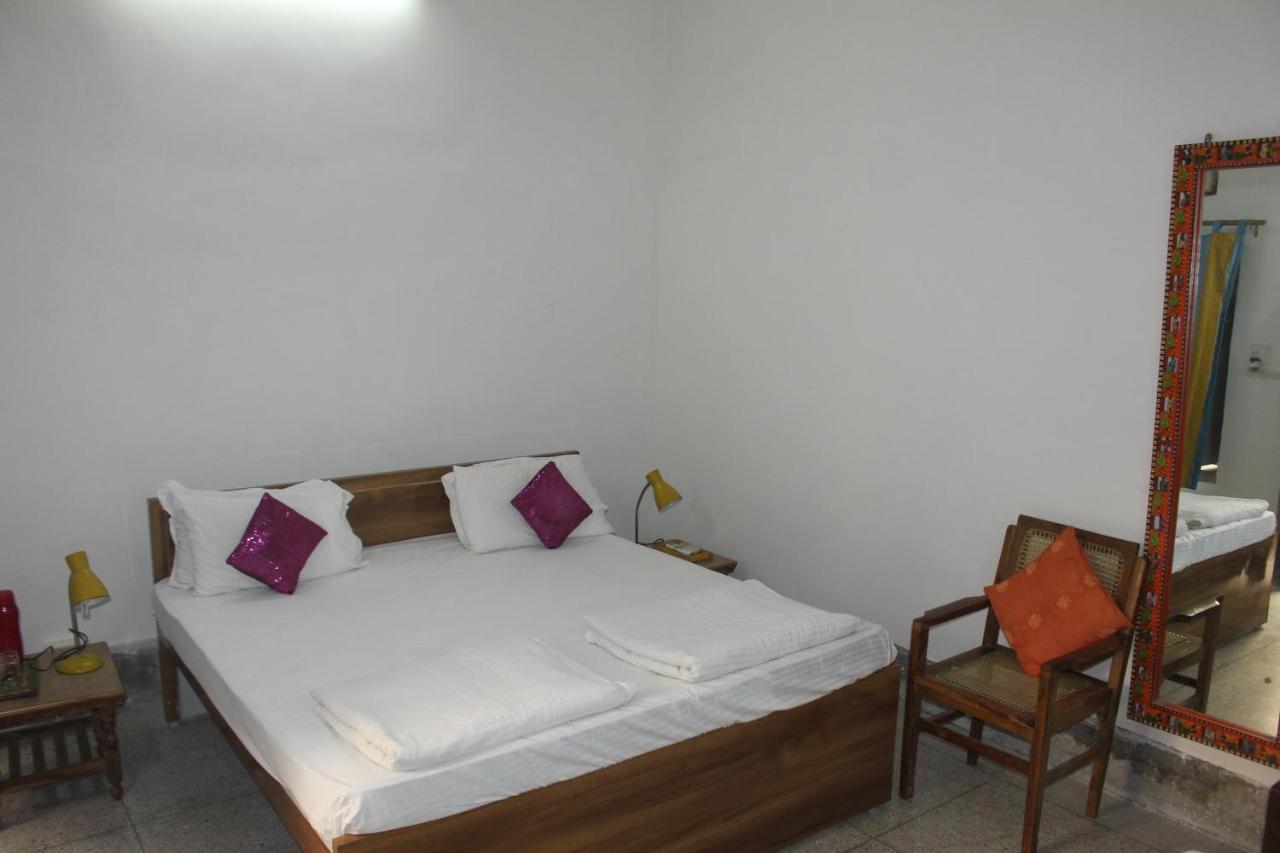 Cozy Inn Varanasi Exterior foto